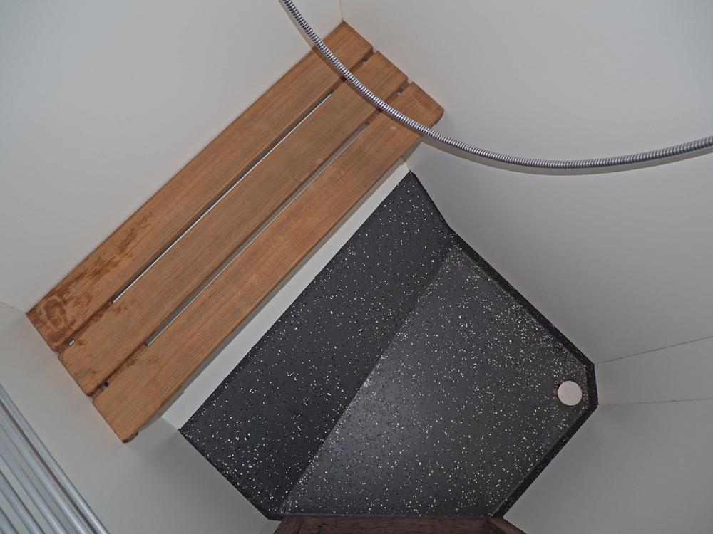 Fore ship, Accommodation